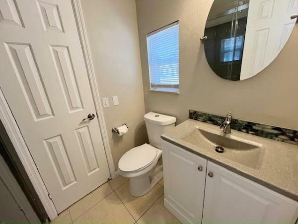 1984 Isla Manufactured Home