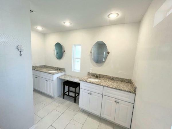 1984 Isla Manufactured Home