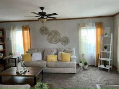 Photo 5 of 17 of home located at 388 Birchwood Dr. Lockport, NY 14094