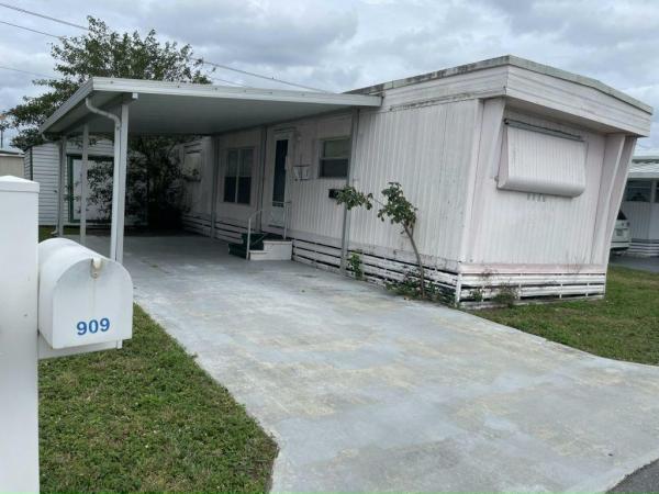 1971 CARI Mobile Home For Sale