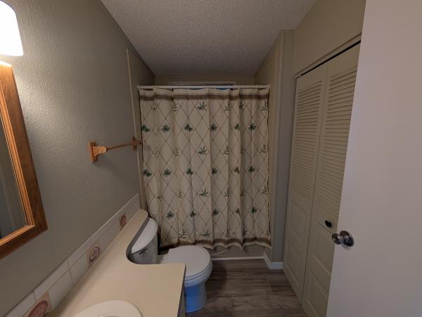 1989 BARR FLFLJ33A/B11830BA Mobile Home