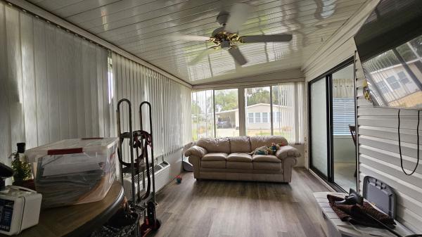 1990 Palm Harbor Mobile Home