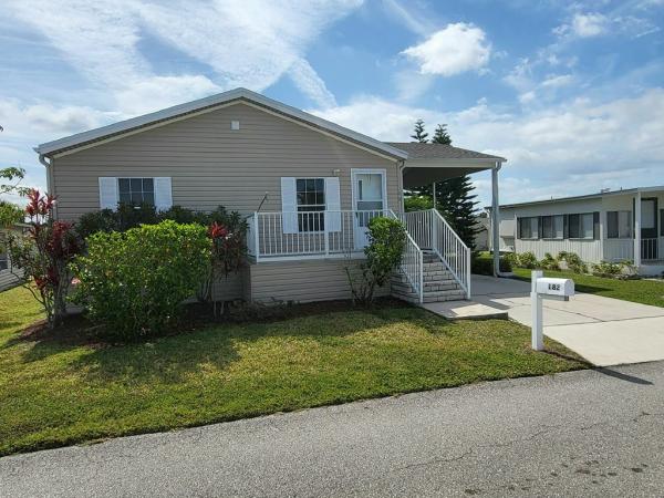 2005 Homes of Merit Hibiscus Mobile Home