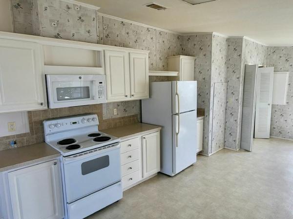 2005 Homes of Merit Hibiscus Mobile Home