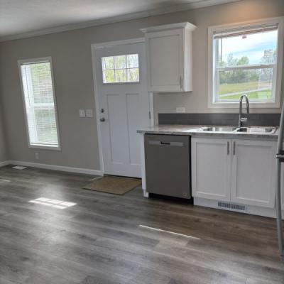 Photo 3 of 8 of home located at 151 Smithridge Rd #25 Campbellsville, KY 42718