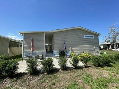 Photo 3 of 20 of home located at 13218 Lemon Avenue Grand Island, FL 32735