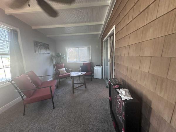 1976 Bran HS Mobile Home