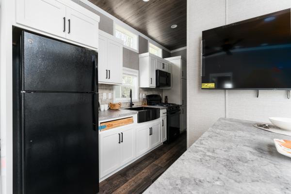 2025 Elevation 5 Series Mobile Home