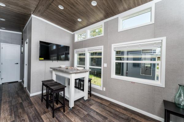 2025 Elevation 5 Series Mobile Home