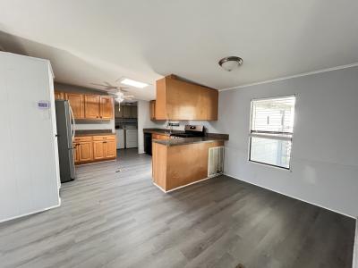 Photo 4 of 9 of home located at 923 Westside Ridge Blvd. Auburndale, FL 33823