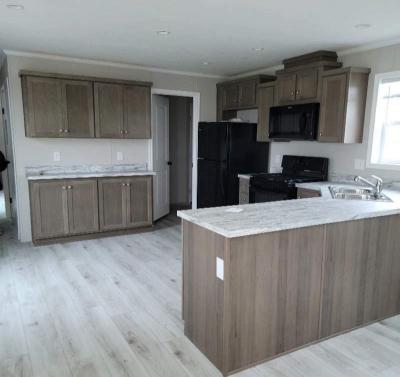 Photo 3 of 11 of home located at 518 Murray Rockford, IL 61109