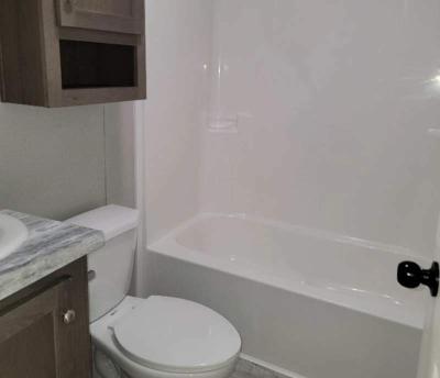Photo 5 of 11 of home located at 518 Murray Rockford, IL 61109