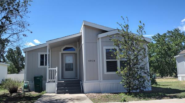 1998 Fleetwood Mobile Home