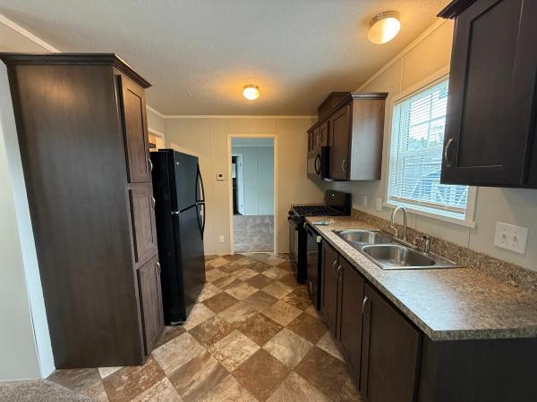 Photo 1 of 2 of home located at 310 Edgewood Drive Belleville, MI 48111