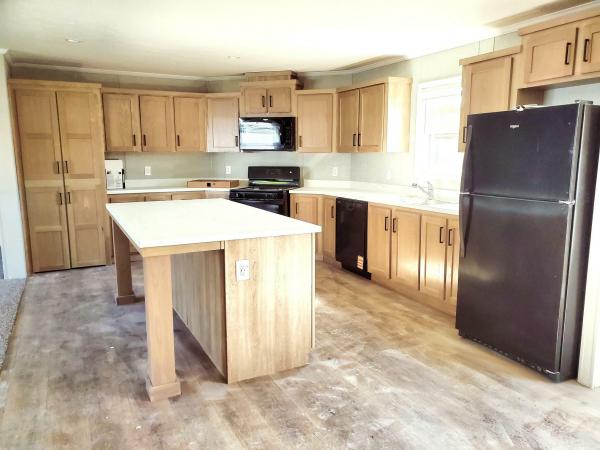 Photo 1 of 2 of home located at 9620 Cape Cod Dr 1331 Fair Haven, MI 48023