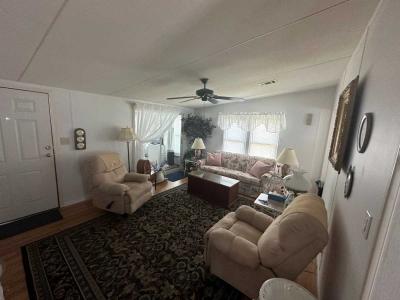Photo 3 of 16 of home located at 4615 Skyline Dr Leesburg, FL 34748