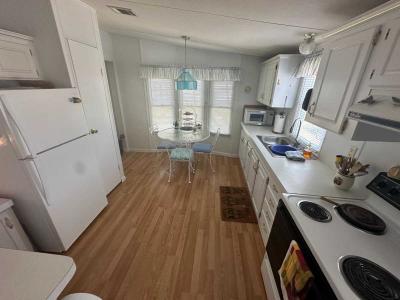 Photo 5 of 16 of home located at 4615 Skyline Dr Leesburg, FL 34748