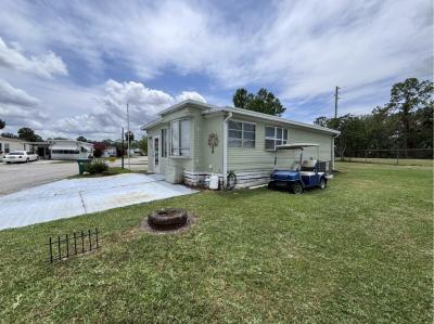 Photo 3 of 16 of home located at 1026 Rainbow Cir Eustis, FL 32726