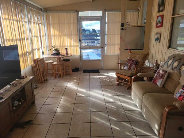 1982 Manufactured Home