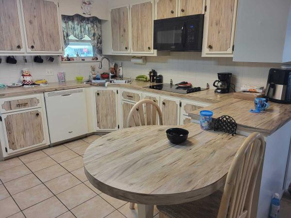 1982 Manufactured Home