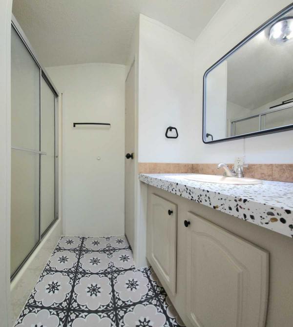 2002 Clayton Homes 546763A Manufactured Home