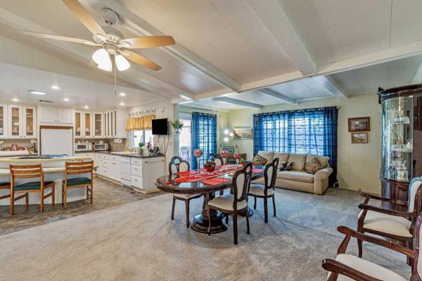 1977 Golden West  Manufactured Home