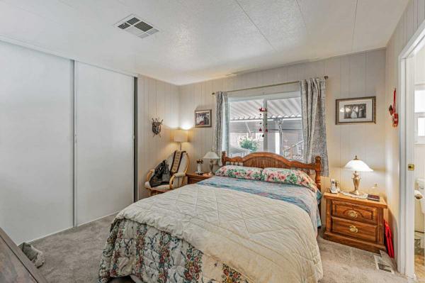 1977 Golden West  Manufactured Home