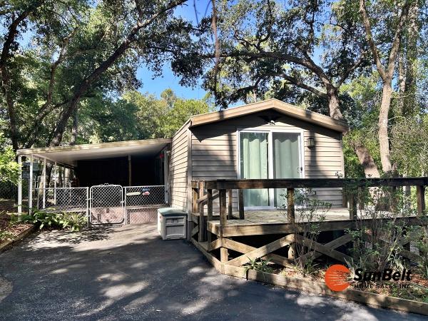 Photo 1 of 2 of home located at 13582 E Hwy 40 Lot 152 Silver Springs, FL 34488