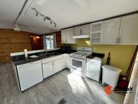 1985 Sunv Mobile Home