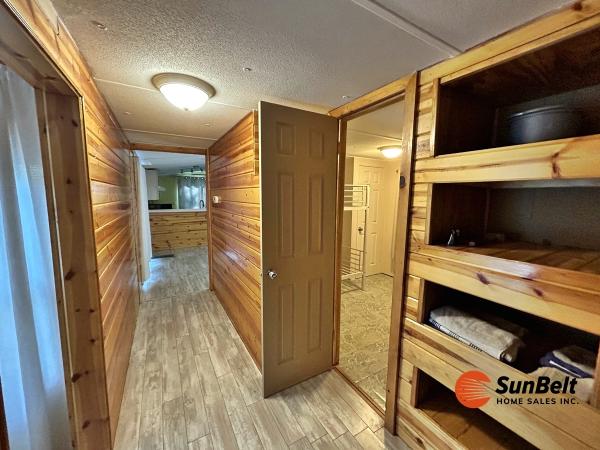 1985 Sunv Mobile Home