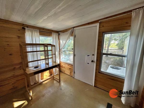 1985 Sunv Mobile Home