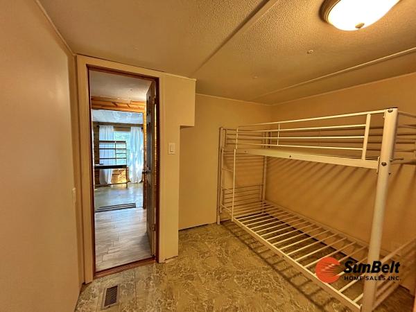 1985 Sunv Mobile Home