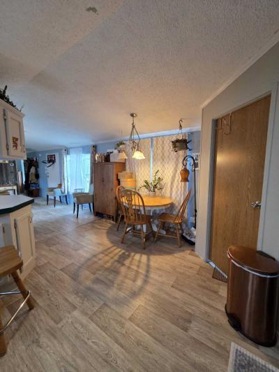 Photo 5 of 15 of home located at 330 Greenwood Dr Wixom, MI 48393