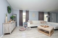 1999 Fleetwood Stonecreek Manufactured Home