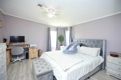 Mobile Home at 11300 Rexmere Blvd, #16/21-Pl Fort Lauderdale, FL 33325