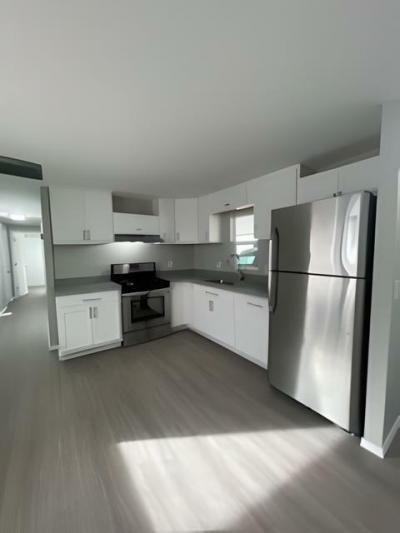 Photo 5 of 14 of home located at 500 North 67th Avenue Phoenix, AZ 85043