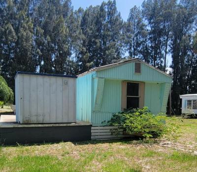 Photo 3 of 19 of home located at 8125 Us 1 Hwy #36 Vero Beach, FL 32967