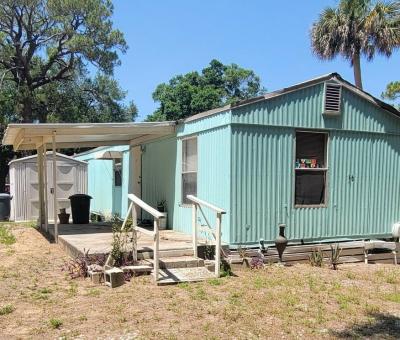 Photo 4 of 19 of home located at 8125 Us 1 Hwy #36 Vero Beach, FL 32967