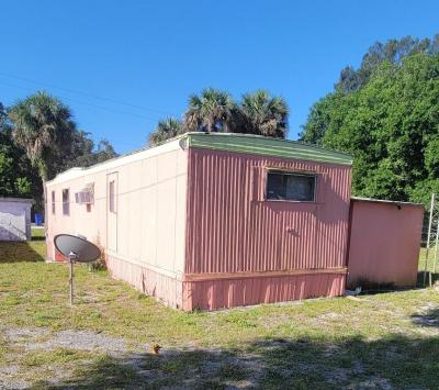Photo 5 of 17 of home located at 8125 Us 1 Hwy #30 Vero Beach, FL 32967