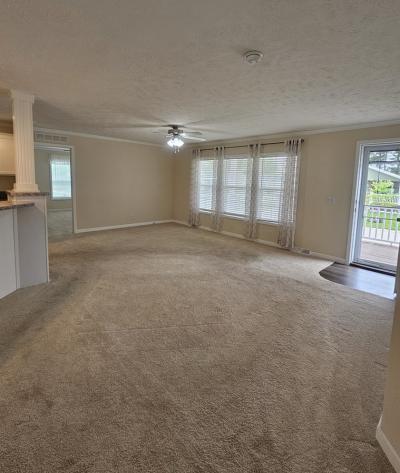 Photo 5 of 14 of home located at 2757 Pine Lakes Drive Lapeer, MI 48446