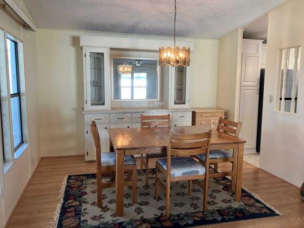 1987 Manufactured Home