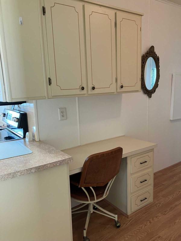 1987 Manufactured Home