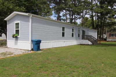 Photo 2 of 36 of home located at 208 Sequoia Drive Newport, NC 28570