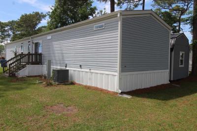 Photo 3 of 36 of home located at 208 Sequoia Drive Newport, NC 28570