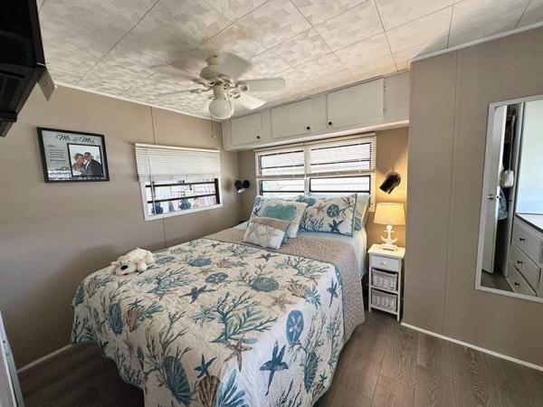 1984 LYNB Manufactured Home
