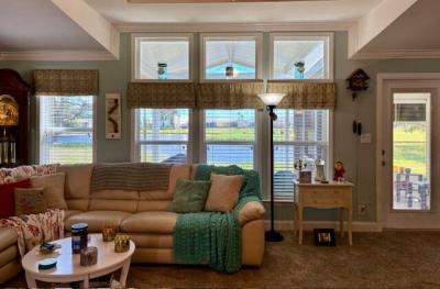 Photo 3 of 15 of home located at 3927 Scramble Drive Ruskin, FL 33570