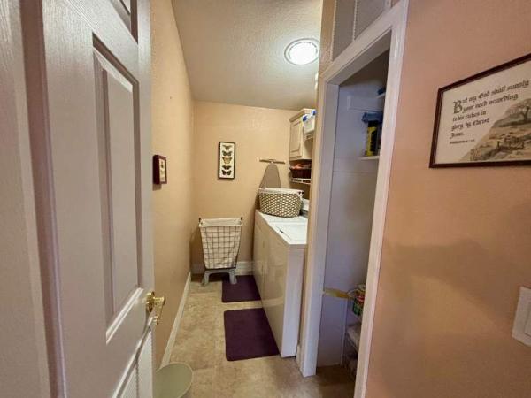 1997 Skyline Manufactured Home