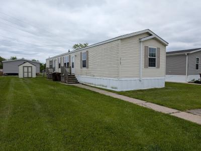 Mobile Home at 25169 Carmel Woodhaven, MI 48183