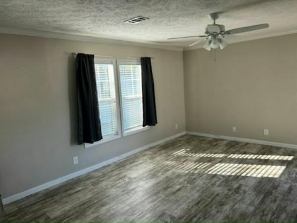 2022 Clayton Community Line 4615 Manufactured Home