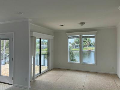 Photo 2 of 20 of home located at 7300 20th Street #523 Vero Beach, FL 32966